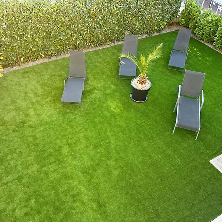 Waterfront Pia - Marija